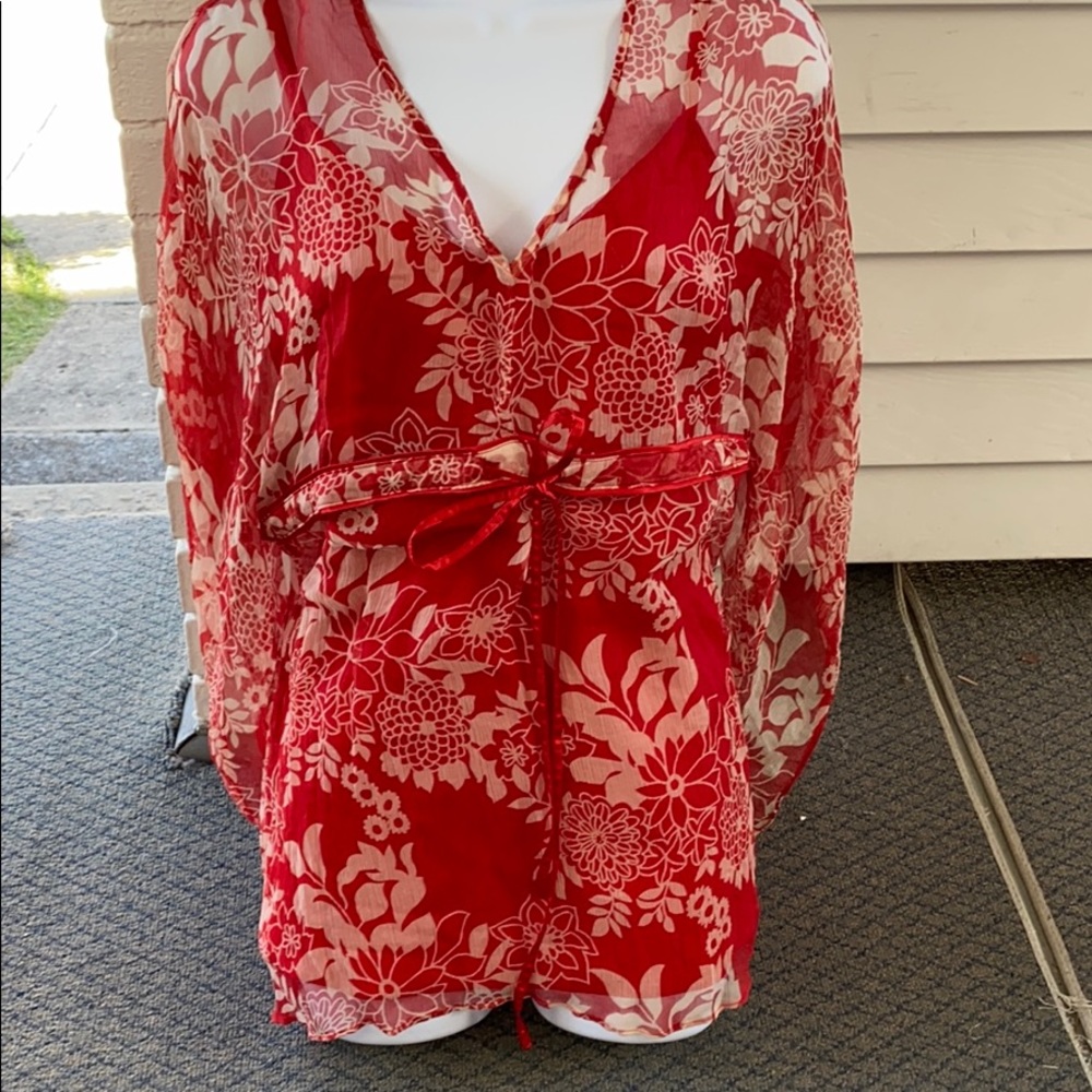 Spenser Jeremy 2 Pc Red Floral Top Size M
